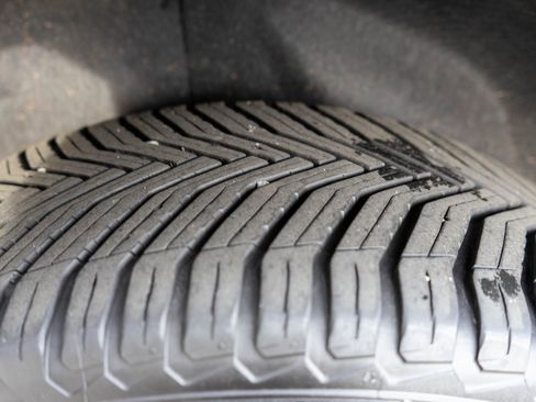 Used 2017 GMC Acadia Denali w/ Technology Package image 40