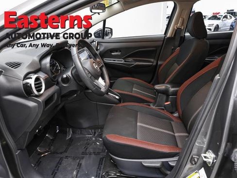 Used 2024 Nissan Versa SR FWD image 14