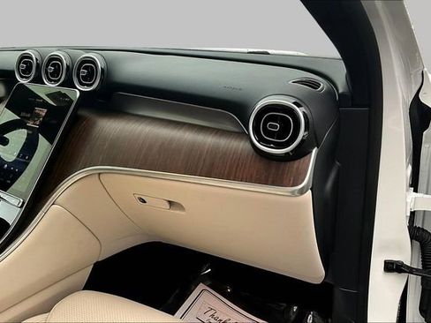 Certified 2026 Mercedes-Benz GLC 300 4MATIC image 29