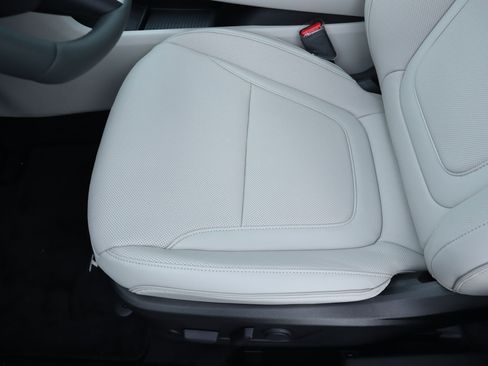 New 2026 Hyundai Tucson Limited image 18