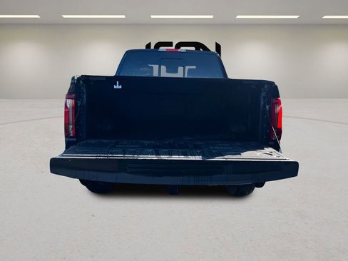 Used 2025 Ford F150 Lariat AWD/4WD image 9