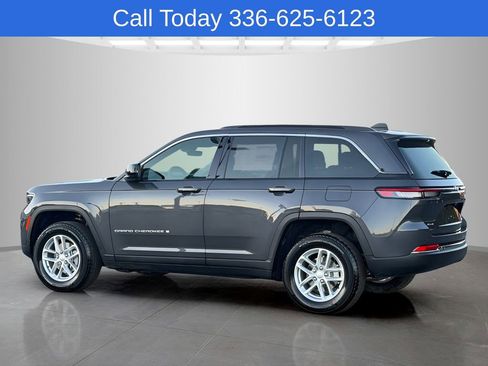 New 2026 Jeep Grand Cherokee Laredo X AWD/4WD image 3