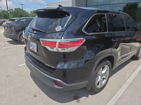 Used 2016 Toyota Highlander Limited Platinum AWD/4WD image 3