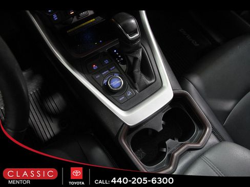 Used 2019 Toyota RAV4 Limited image 15