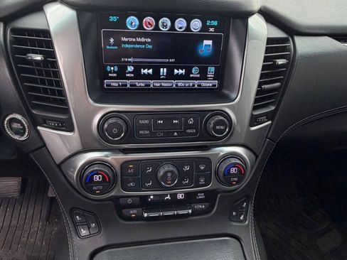 Used 2018 Chevrolet Tahoe Premier AWD/4WD image 12
