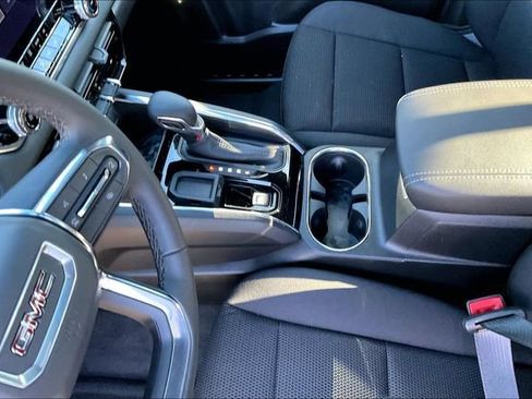 New 2026 GMC Canyon Elevation RWD image 9