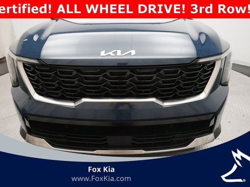 Certified 2024 Kia Sorento S w/ Panoramic Sunroof Package image 22