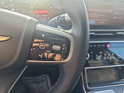 Used 2025 Genesis GV80 2.5T Standard image 23