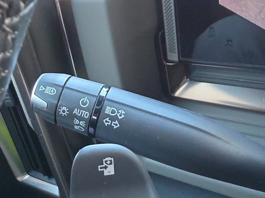 Used 2025 GMC Hummer EV 2X AWD/4WD image 22