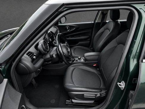 Used 2017 MINI Cooper Clubman FWD image 8