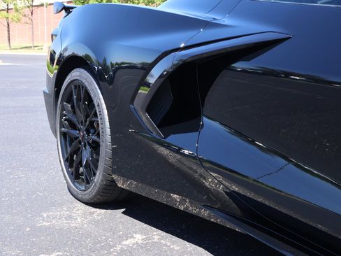 New 2026 Chevrolet Corvette Stingray Preferred Cpe w/ Z51 Performance Package RWD image 23