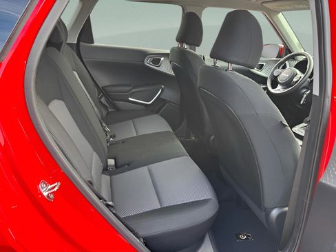 Used 2023 Kia Soul LX image 15