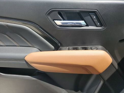 New 2026 GMC Canyon AT4 AWD/4WD image 17