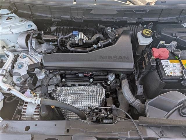 Used 2020 Nissan Rogue SV FWD image 21