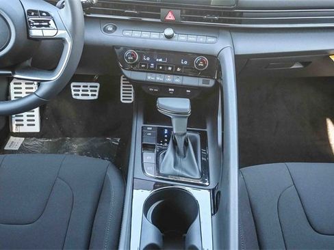 New 2026 Hyundai Elantra Sport image 16