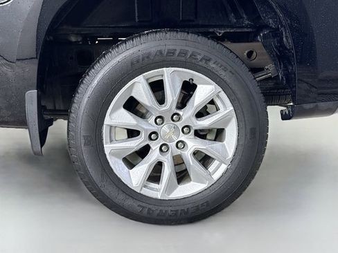 Used 2022 Chevrolet Silverado 1500 Custom image 30