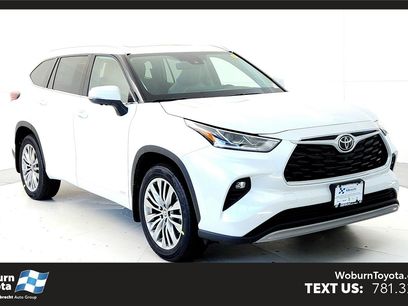 New 2026 Toyota Highlander Platinum