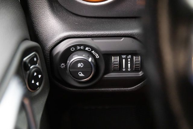Used 2020 Jeep Gladiator Mojave AWD/4WD image 77