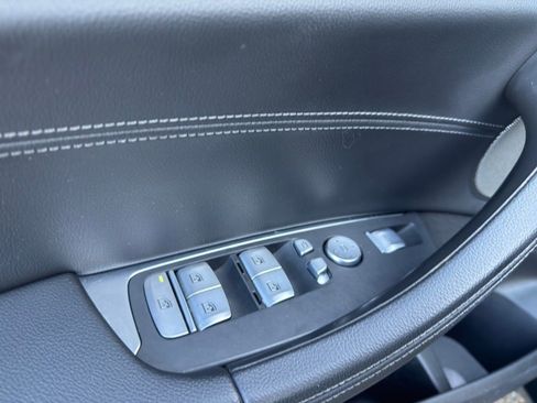 Used 2021 BMW X3 sDrive30i w/ Executive Package image 14