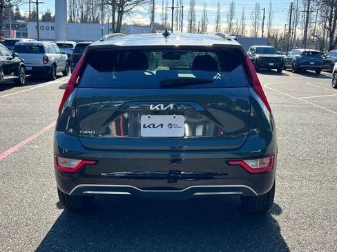 Used 2025 Kia Niro Wind w/ Wind Preserve Package image 10
