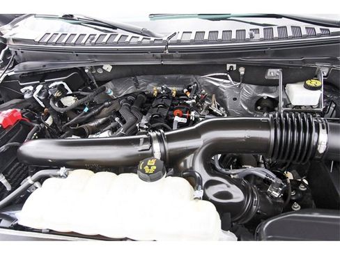 Used 2023 Ford Expedition Platinum image 30