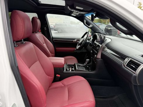 Used 2023 Lexus GX 460 Premium w/ Premium Package AWD/4WD image 14