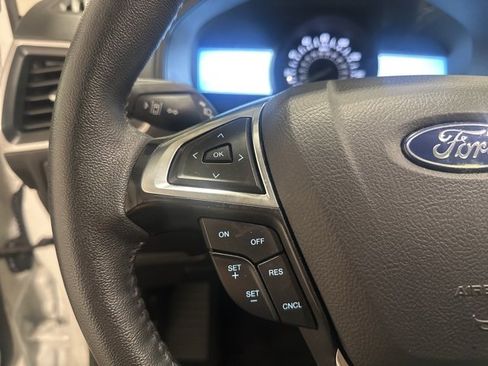 Used 2024 Ford Edge SEL w/ Convenience Package image 18