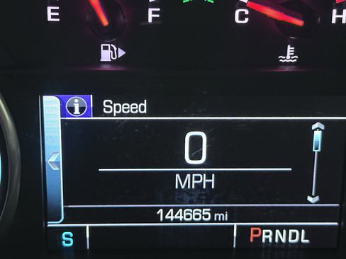 Used 2016 Chevrolet Malibu LT image 40