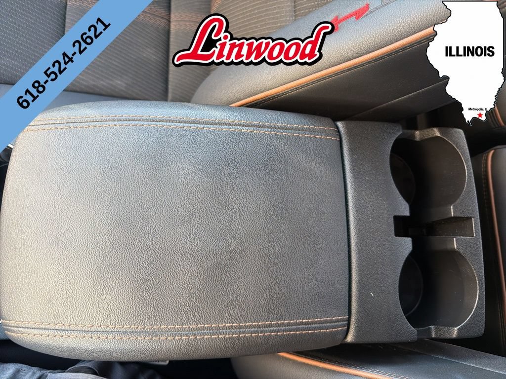 Used 2025 GMC Canyon AT4 AWD/4WD image 19