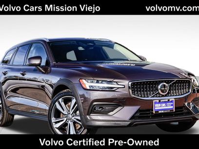 Used 2025 Volvo V60 B5 Cross Country Plus
