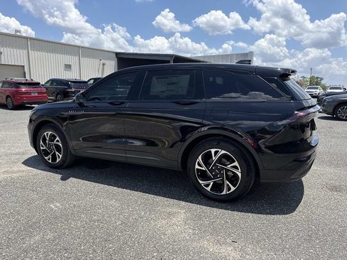 New 2026 Lincoln Nautilus Premier w/ Equipment Group 102A AWD/4WD image 5