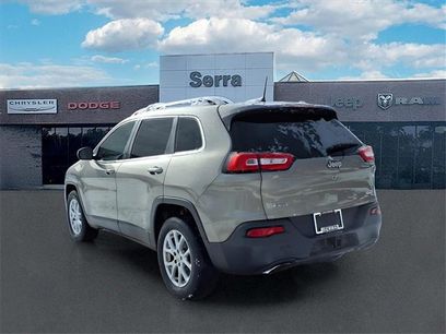 Used 2017 Jeep Cherokee Latitude w/ Cold Weather Group