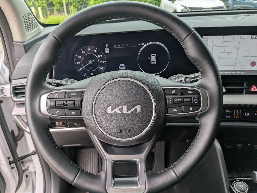 Certified 2025 Kia Sportage SX FWD image 31