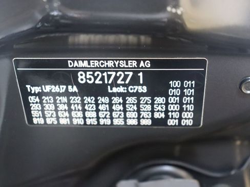 Used 2005 Mercedes-Benz E 320 CDI Sedan image 59