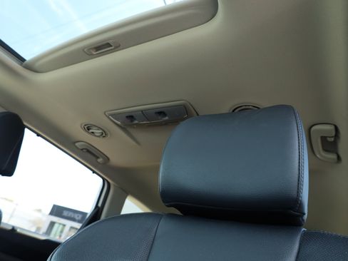 Used 2022 Kia Telluride EX w/ EX Premium Package image 13