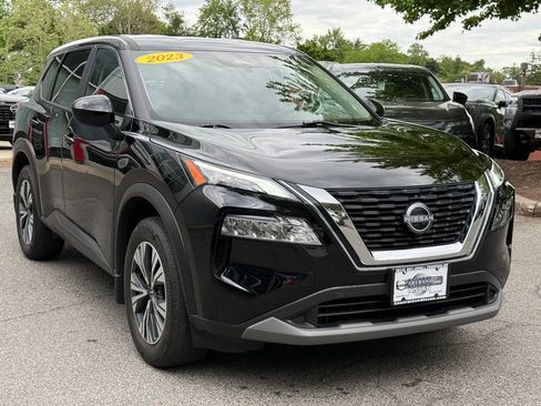 Used 2023 Nissan Rogue SV AWD/4WD image 7