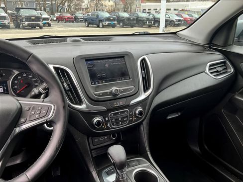 Used 2024 Chevrolet Equinox LT image 18