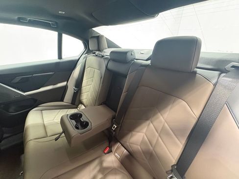 Used 2026 BMW 530i xDrive w/ Premium Package AWD/4WD image 19
