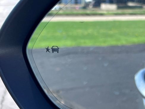 New 2026 Buick Envision Sport Touring image 33