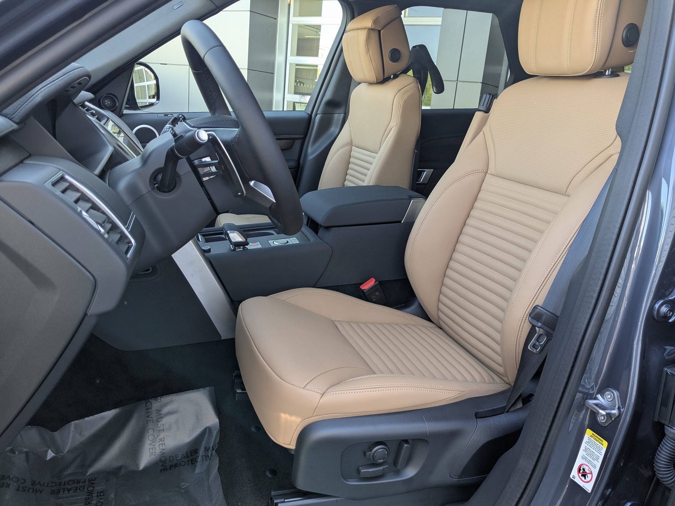 New 2026 Land Rover Discovery Dynamic SE AWD/4WD image 25