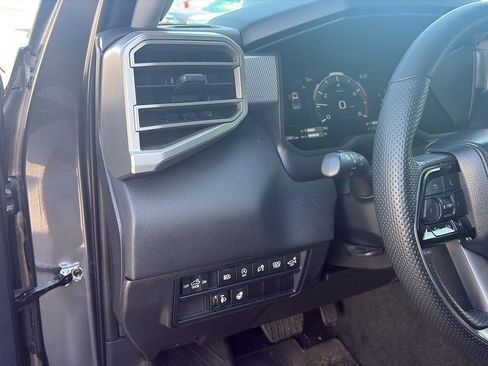 Used 2024 Toyota Tundra Limited AWD/4WD image 12