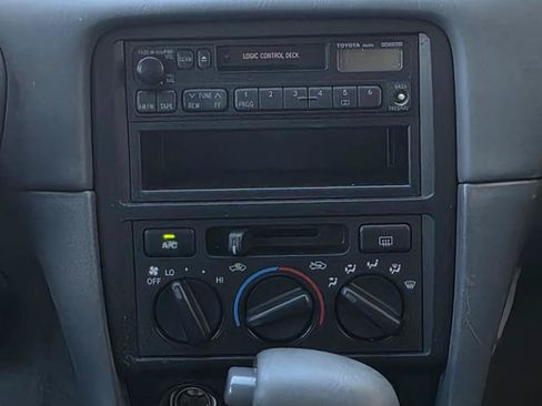 Used 1997 Toyota Camry LE FWD image 17