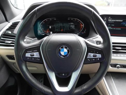 Used 2022 BMW X5 sDrive40i w/ Premium Package RWD image 18