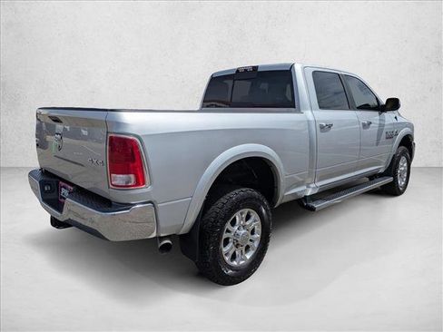Used 2018 RAM 2500 Laramie w/ Convenience Group AWD/4WD image 5