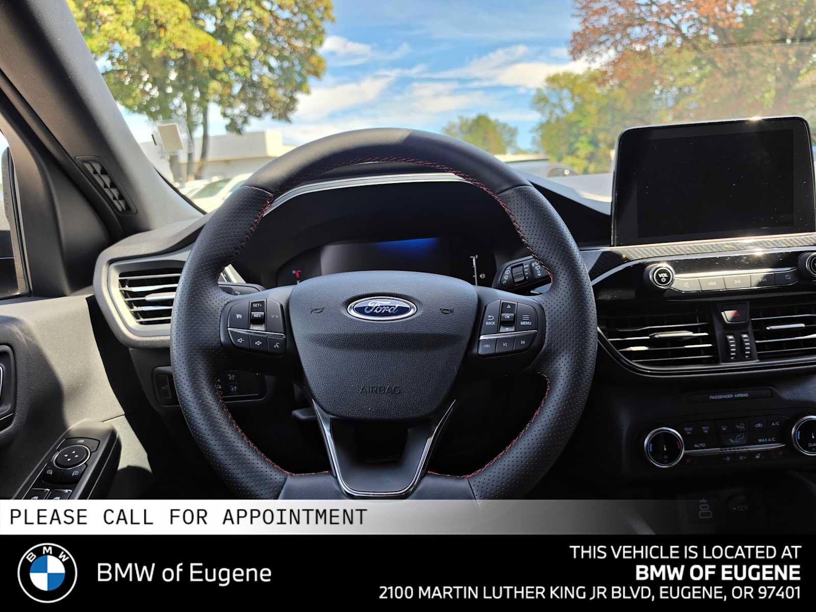 Used 2025 Ford Escape ST-Line Select AWD/4WD image 22
