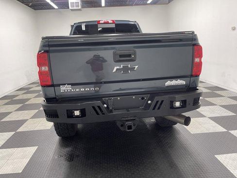 Used 2018 Chevrolet Silverado 2500 High Country w/ Duramax Plus Package AWD/4WD image 3