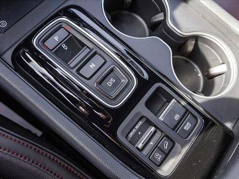 Used 2025 Honda Pilot Black Edition image 22