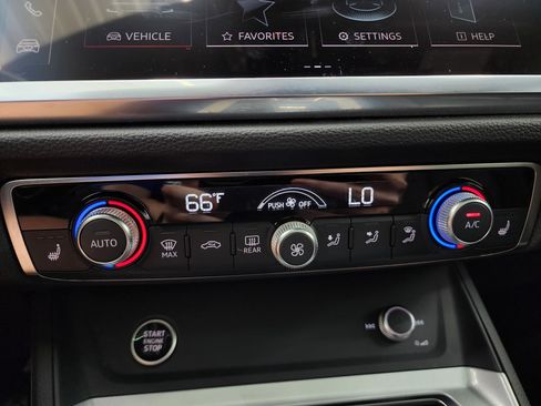 Used 2024 Audi Q3 2.0T Premium image 49