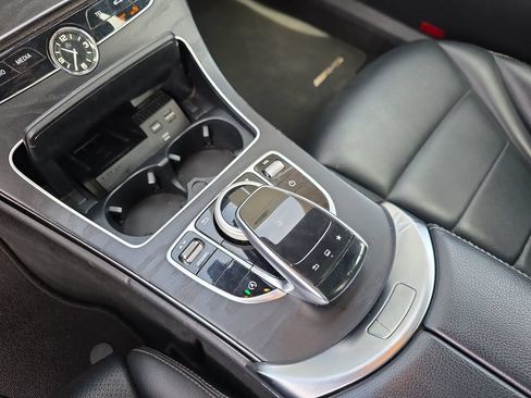 Used 2016 Mercedes-Benz C 300 4MATIC Sedan image 29