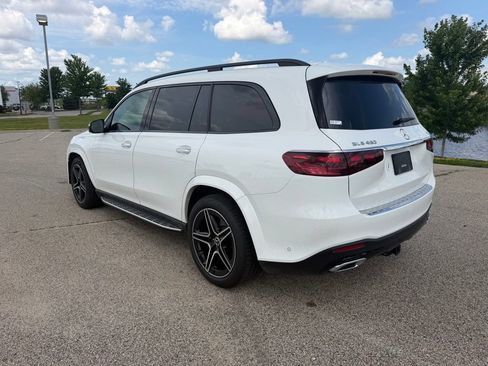 Used 2024 Mercedes-Benz GLS 450 4MATIC image 8